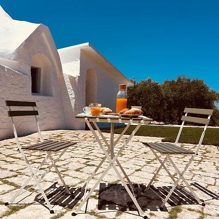 Trulli In Contrada - Monopoli Pensionat Exteriör bild