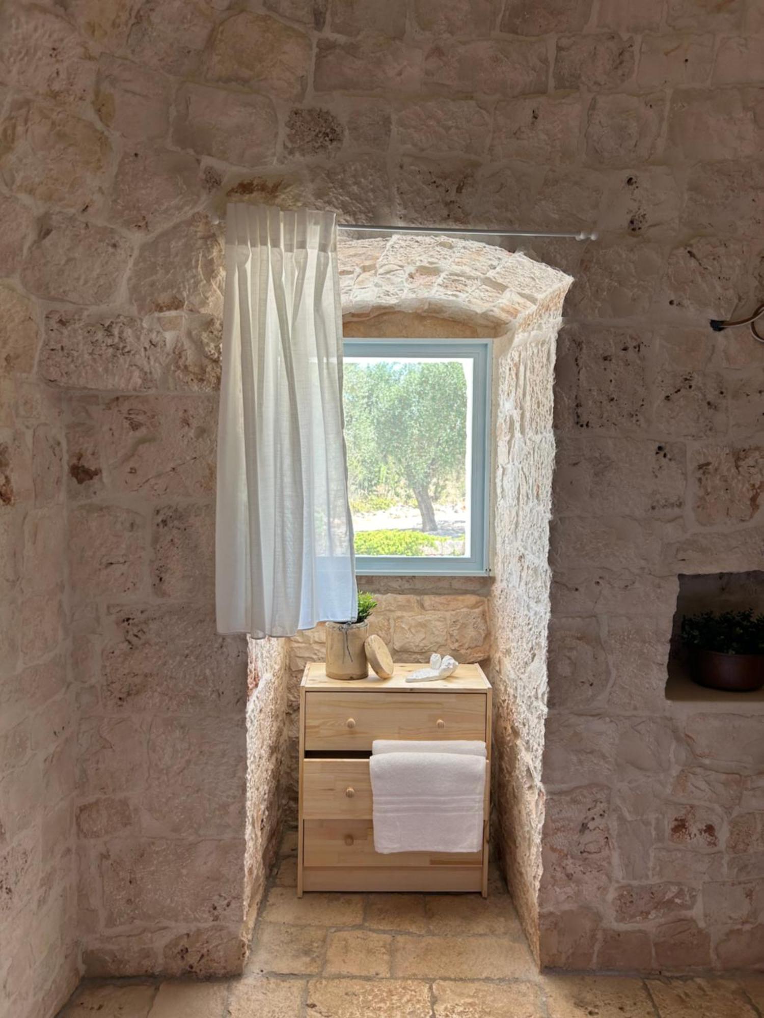 Trulli In Contrada - Monopoli Pensionat Exteriör bild