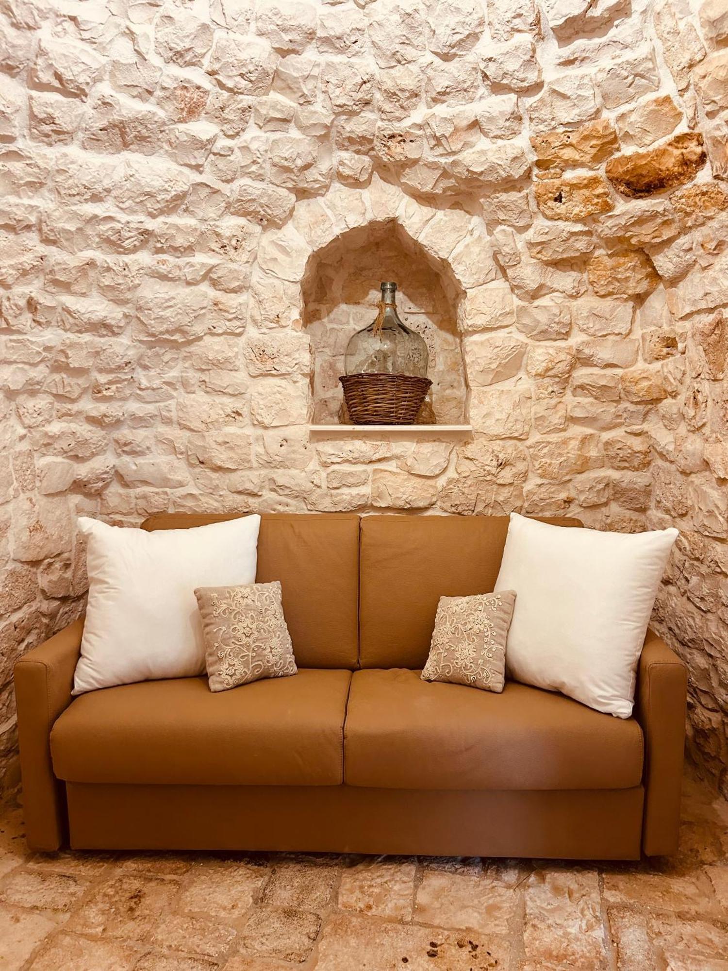 Trulli In Contrada - Monopoli Pensionat Exteriör bild