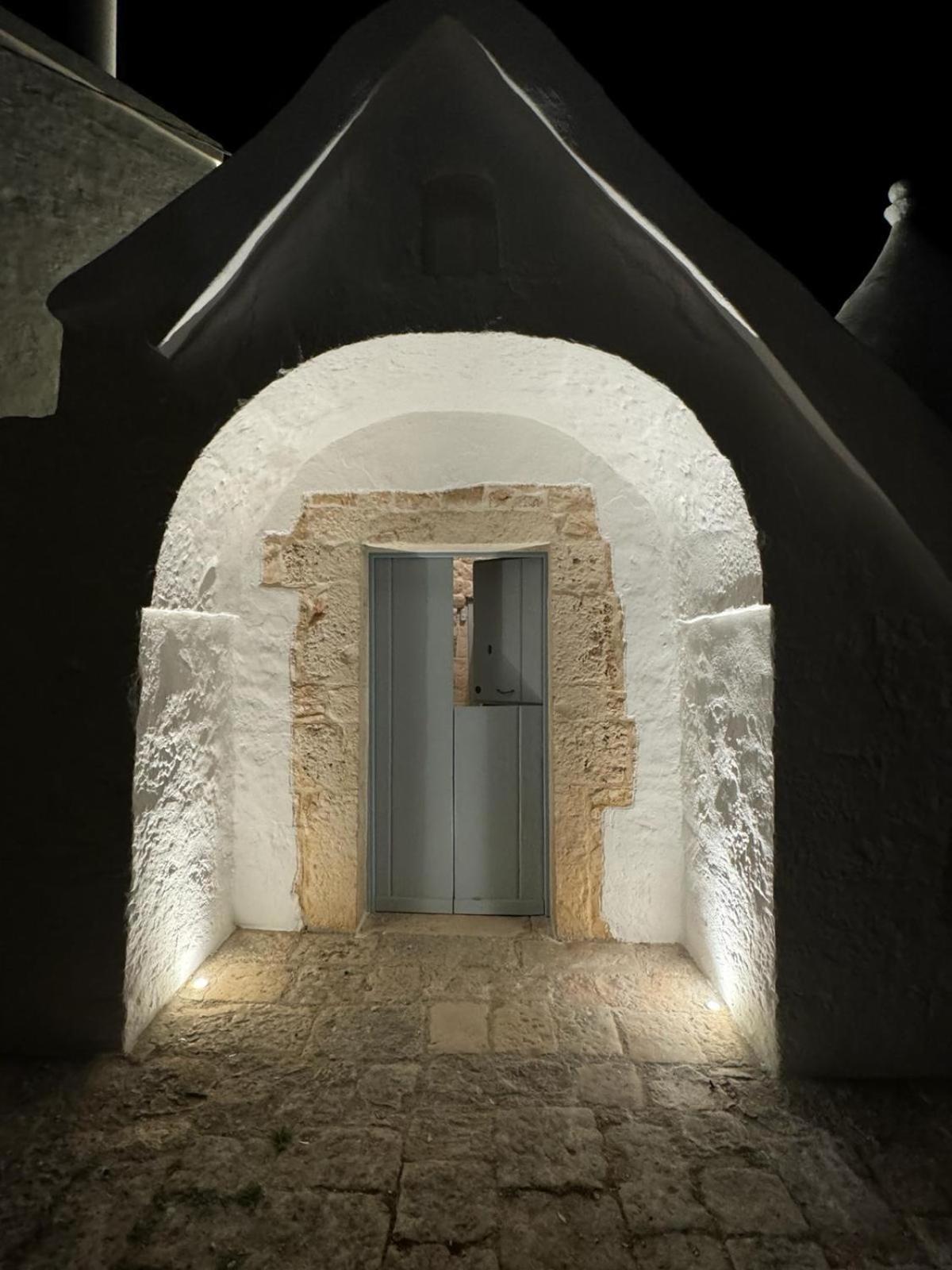 Trulli In Contrada - Monopoli Pensionat Exteriör bild